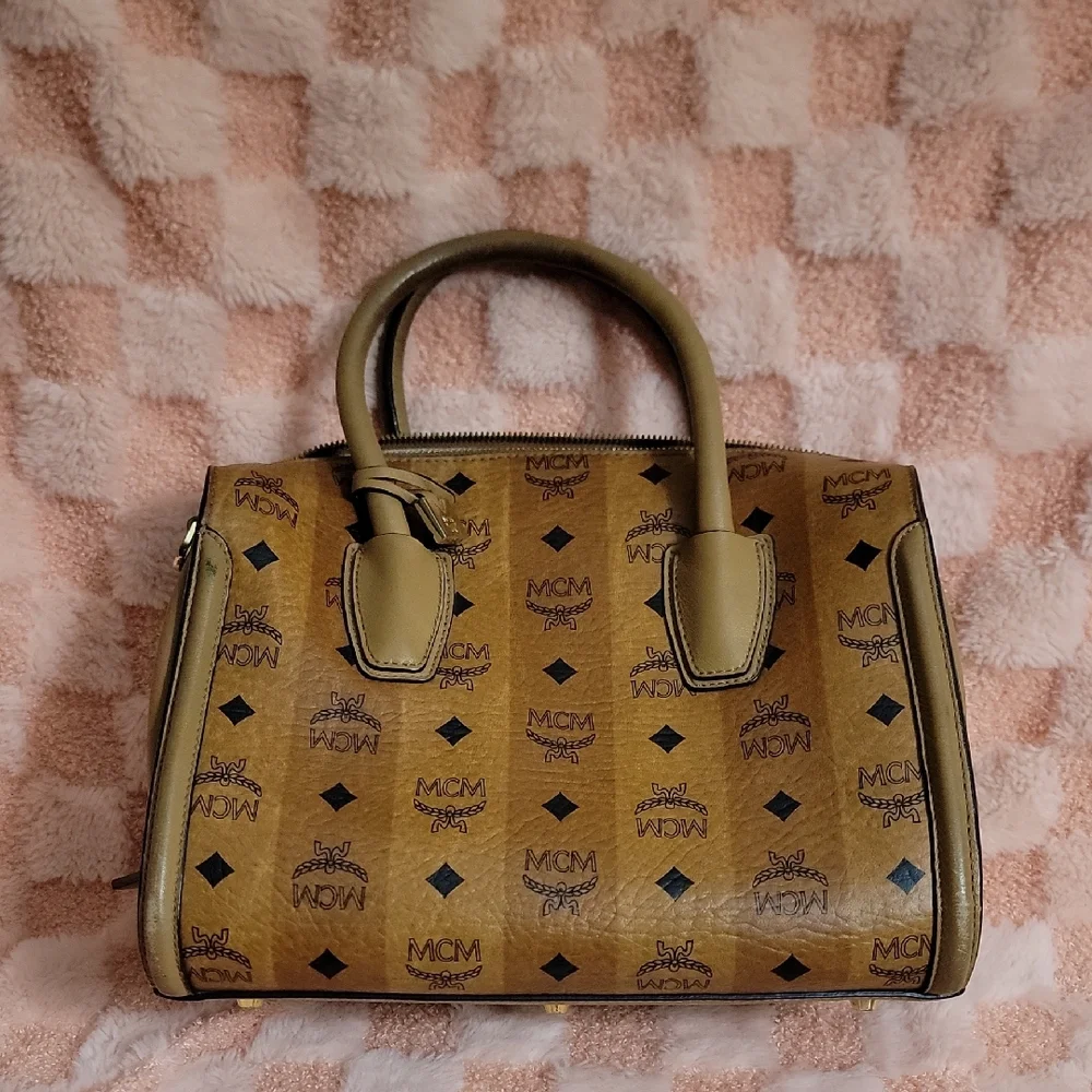 MCM Tan Visetos Print Handbag - Picture 1 of 13